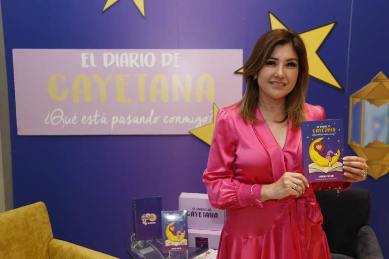 Laura Cueva presenta ‘El diario de Cayetana’