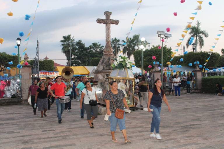 Celebran 62 años de la consagración del santuario de Nuestra Señora del Rosario