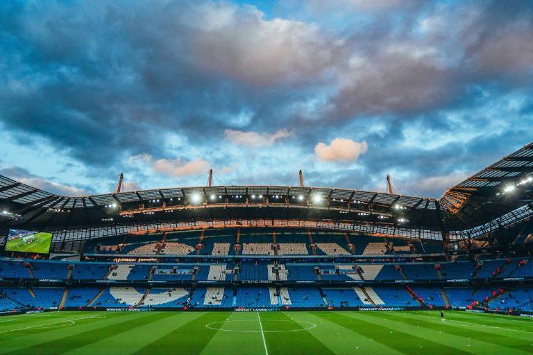 Manchester City gana batalla legal y desafía reglas de la Premier