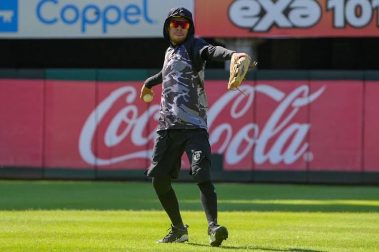 Estadounidense Alfredo López reporta a pretemporada de Tomateros