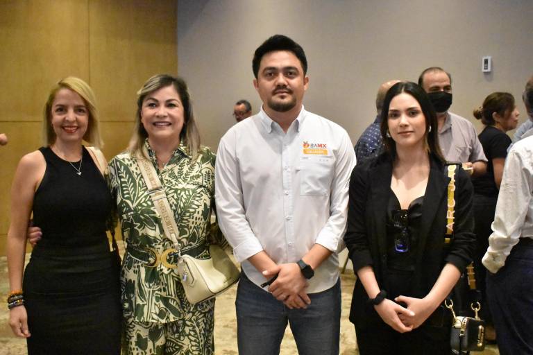 Comparte Mario Córdova sus logros al frente de la Junta de Asistencia Privada