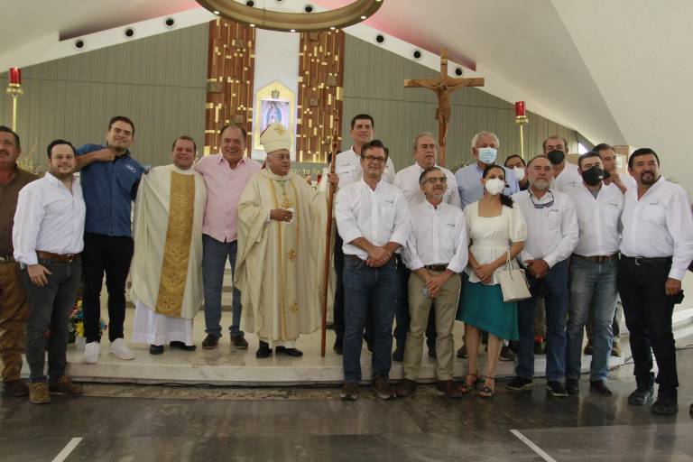 Celebra la AARC el Día del Agricultor con tradicional misa en el templo de La Lomita, en Culiacán