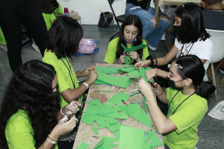 Viven divertidas vacaciones de verano en el MIA