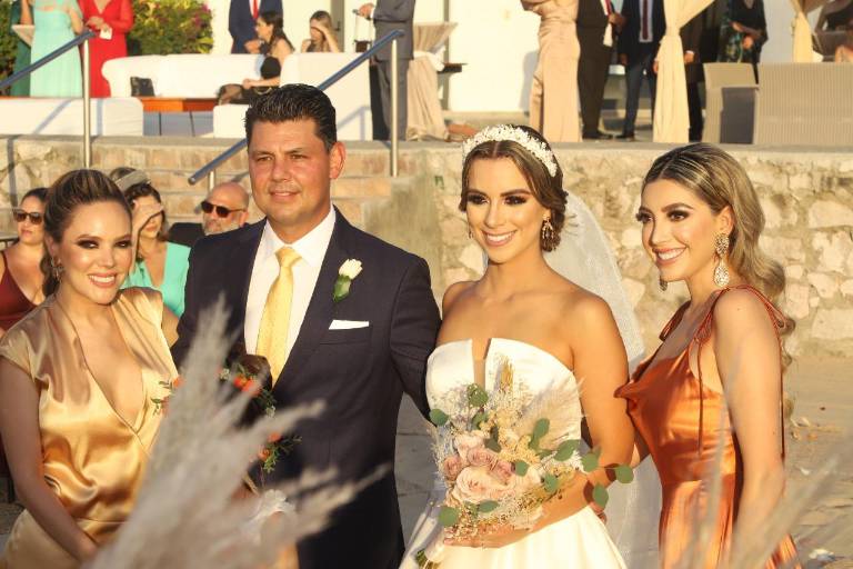 Rebeca y Juan Carlos celebran su boda civil