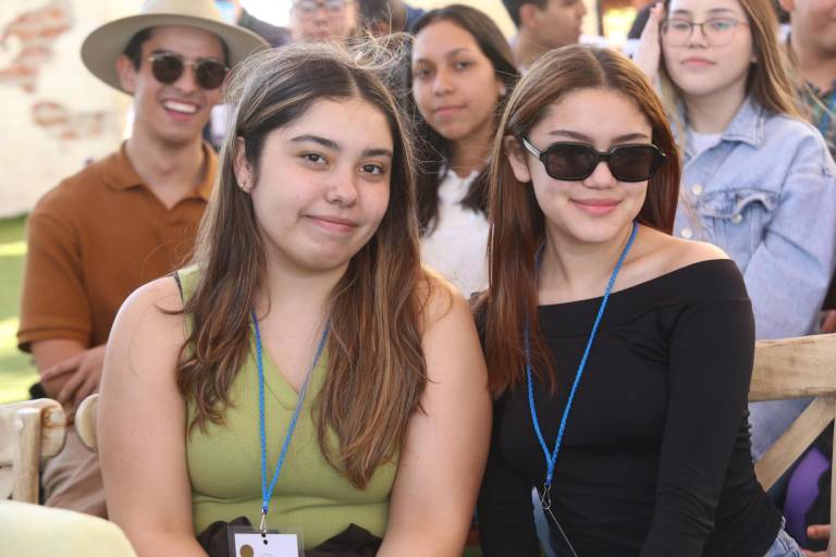 Asisten al Primer Encuentro de Biología ‘Observando Ciencia’