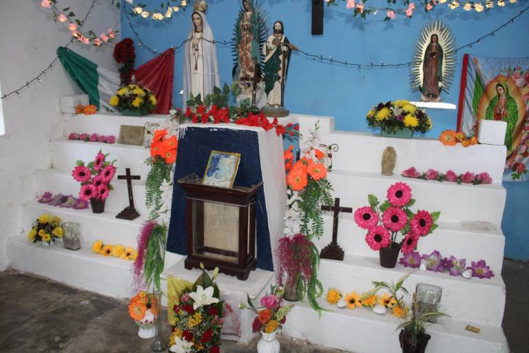 Celebran a la Virgen Aparecida o del Pilar, en colonia de El Rosario