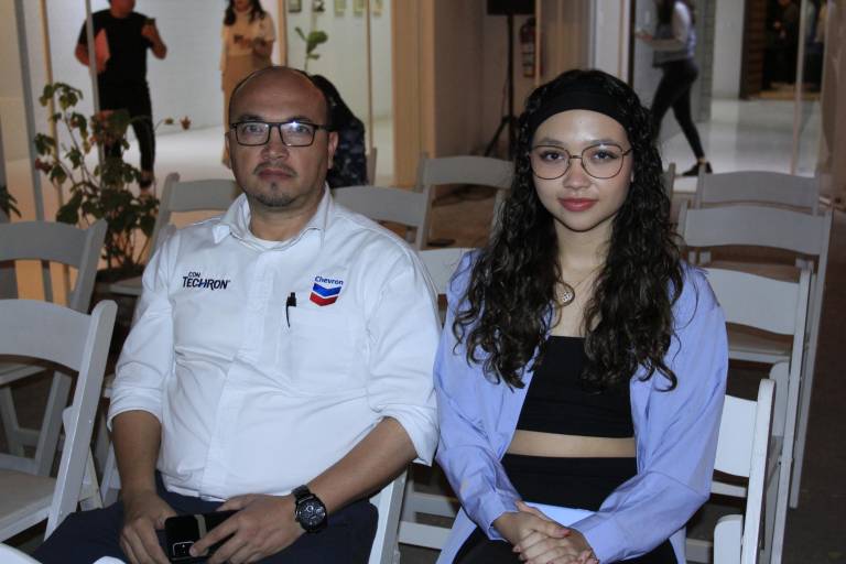 Recorren sinaloenses la memoria arquitectónica de Culiacán