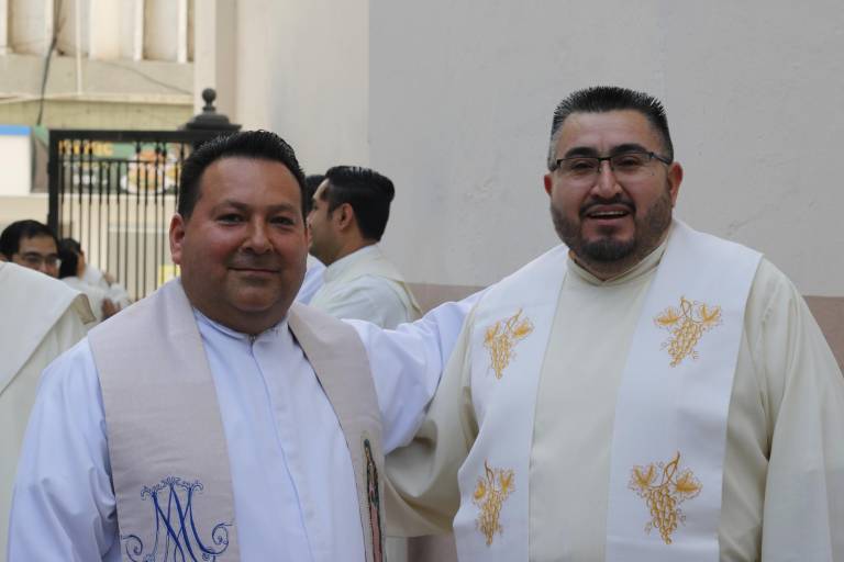 Celebra la iglesia su Misa Crismal