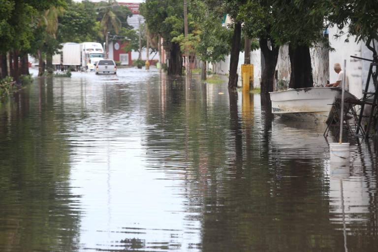 Transporte urbano de Mazatlán intentará restablecer servicio al mediodía