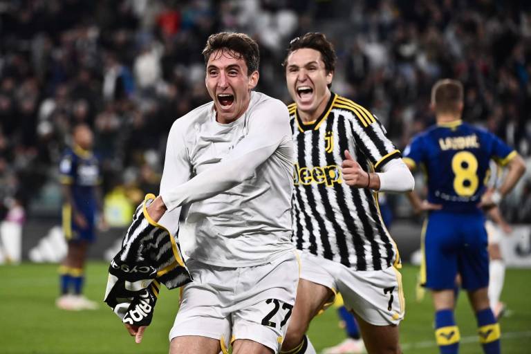 La Juventus saca agónico triunfo y duerme líder