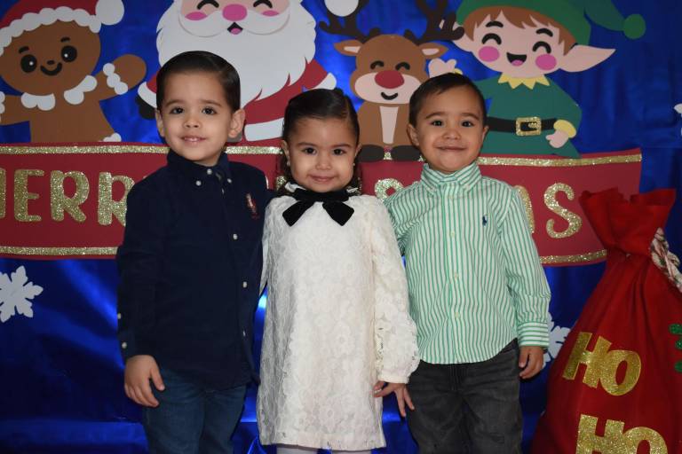 Ríen, cantan y bailan alumnos del Instituto Senda en su posada