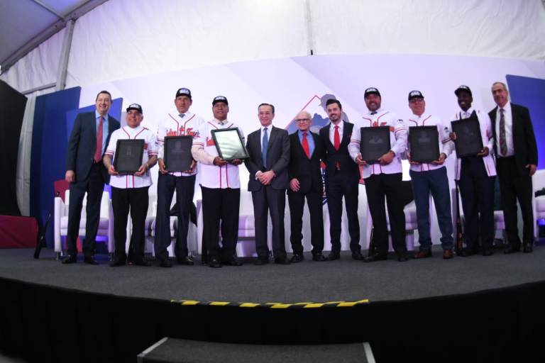 Sinaloenses ‘Borrego’ Sandoval y Matías Carrillo ingresan al Salón de la Fama del Beisbol Mexicano