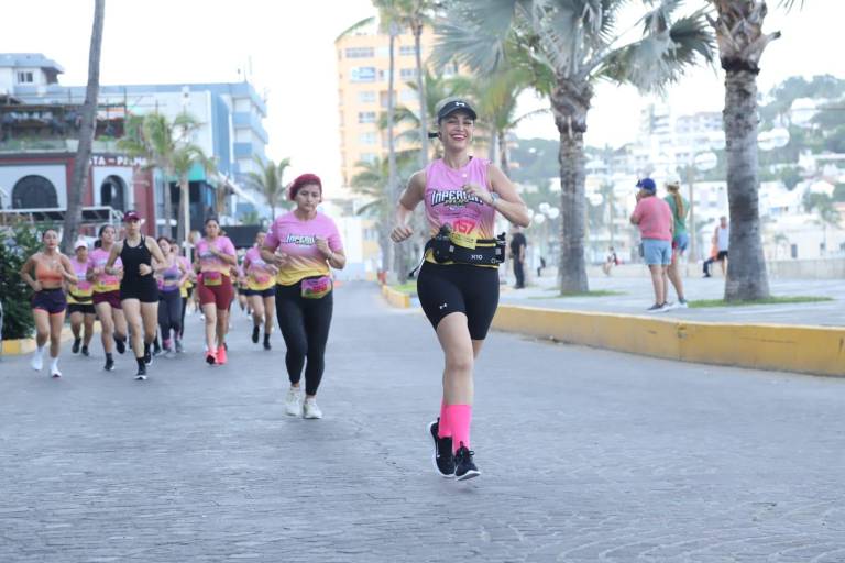 Exhiben poderío en Carrera Imperium, en Olas Altas