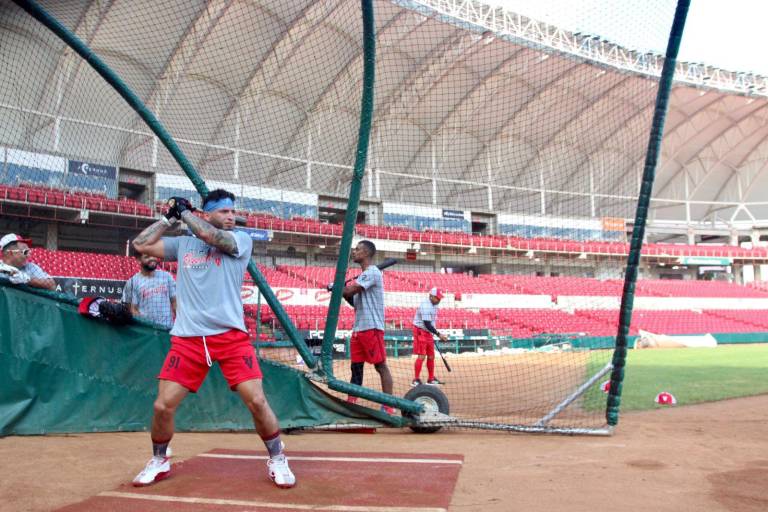 Ricky Álvarez y Elkin Alcalá reportan a pretemporada de Venados