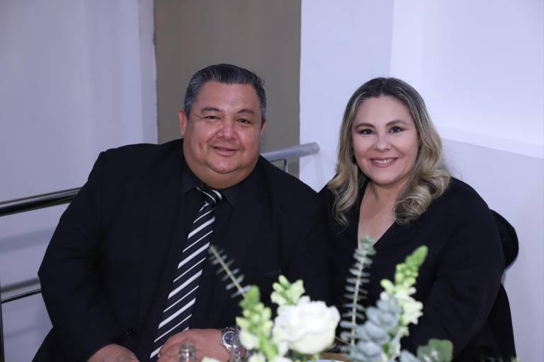 Asume presidencia de Colegio de Ingenieros Civiles