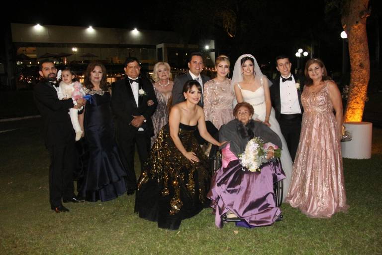 Karla y Roberto acuden a su máxima cita de amor