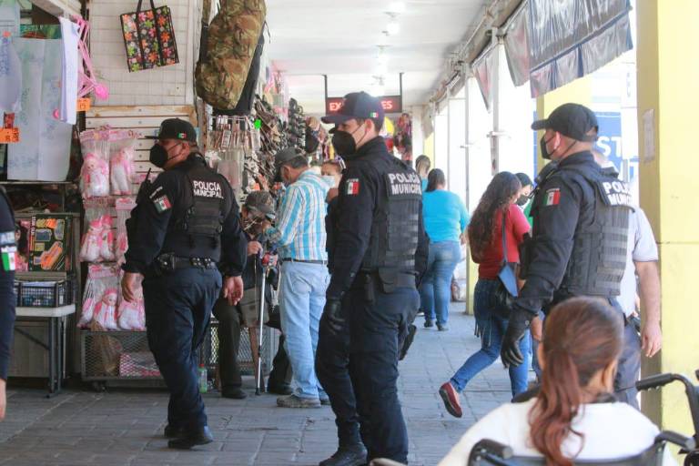 Plantea Estrada Ferreiro tener ‘ciudad’ para que vivan policías y sus familias en Culiacán