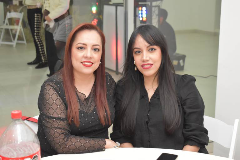 Despiden Alegría Peña y Manuel de Jesús Serrano su soltería