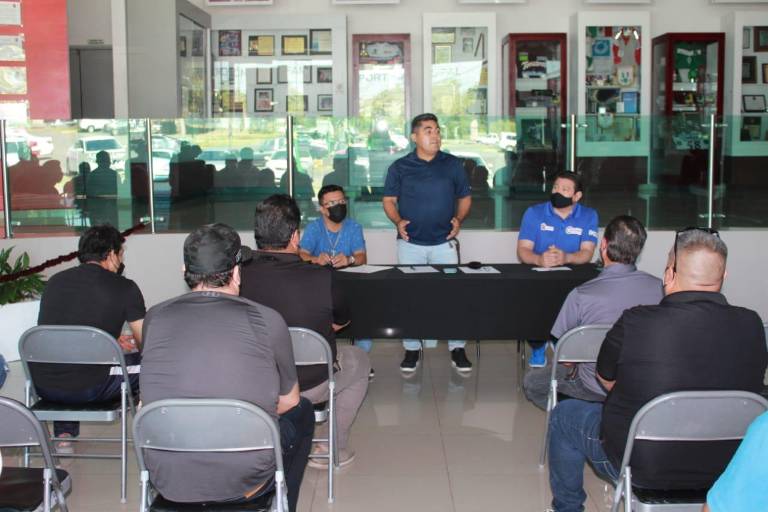 Heriberto García sostiene importante reunión con presidentes de Comités Municipales Deportivos de Culiacán