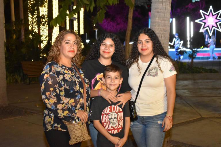 La esperanza se llena de luz con ‘Navidad en el Botánico’