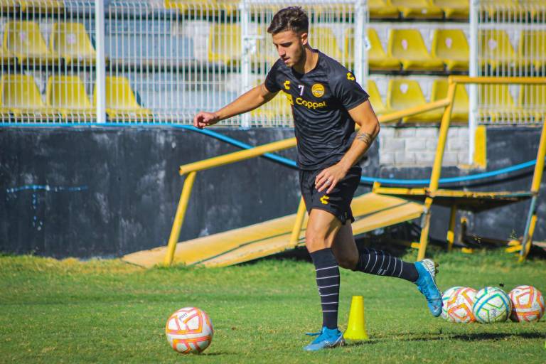 Dorados de Sinaloa hace oficial llegada de Valentini y Klinsman