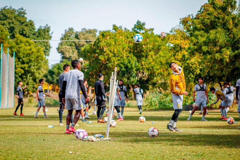 en busca de los cuatro puntos