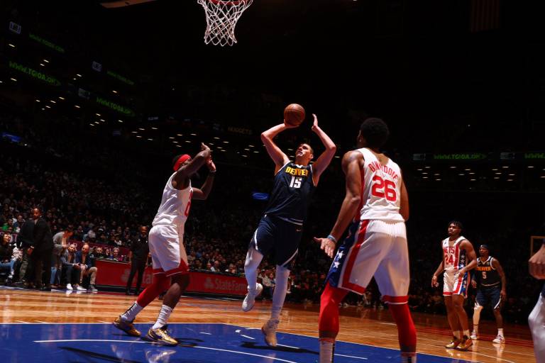 Jokic, Porter y Murray brillan; Nuggets vence a Nets