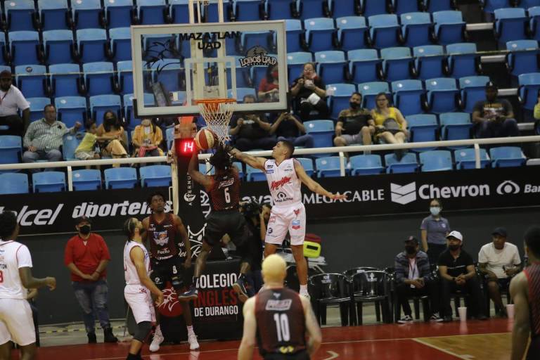 Venados Basketball arranca serie en casa con derrota ante Ostioneros de Guaymas