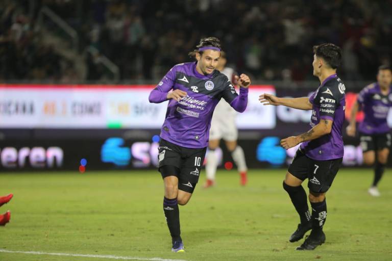 Benedetti y Meraz dan a Mazatlán FC su primer triunfo en el Clausura 2022