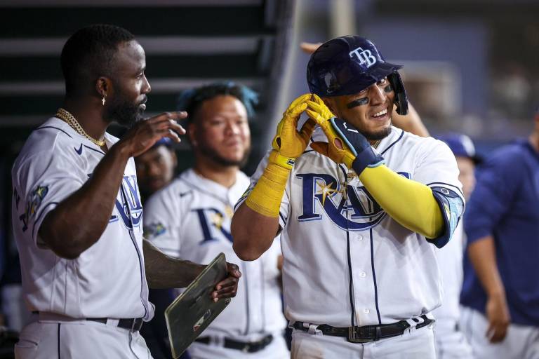 Arozarena y Paredes se la vuelan en victoria de Rays