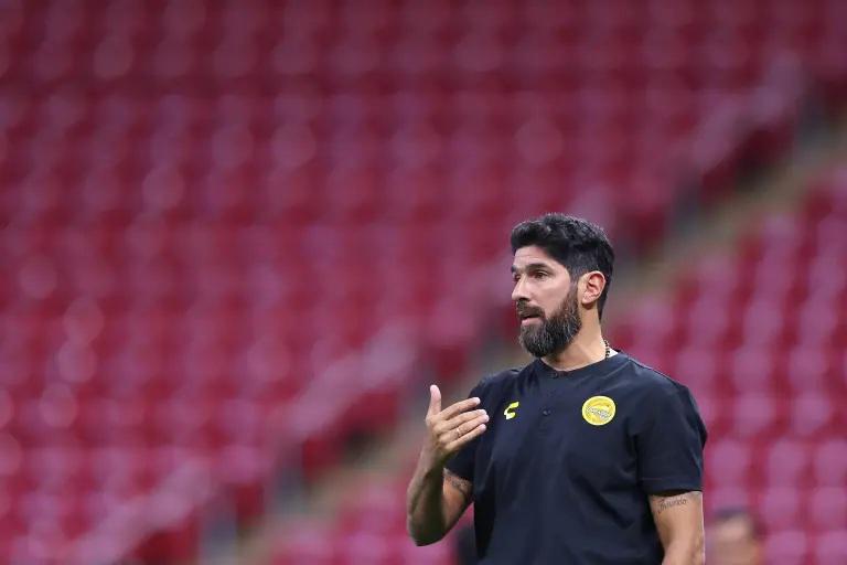 $!Sebastián Abreu admite que dirige a Xolos de Tijuana