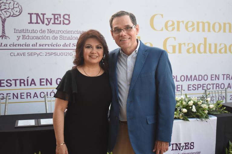 Egresa nueva generación de especialistas en Gerontología y Autismo