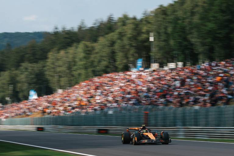 Piastri domina Spa y se lleva la pole de la Sprint en Bélgica