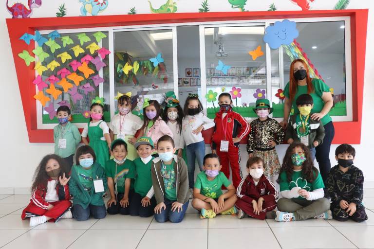 Festejan el Día de San Patricio en el Colegio SEBEC