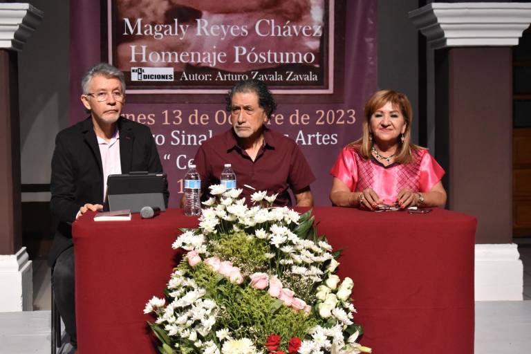 Destaca Arturo Zavala el pensamiento y la rebeldía de la mujer