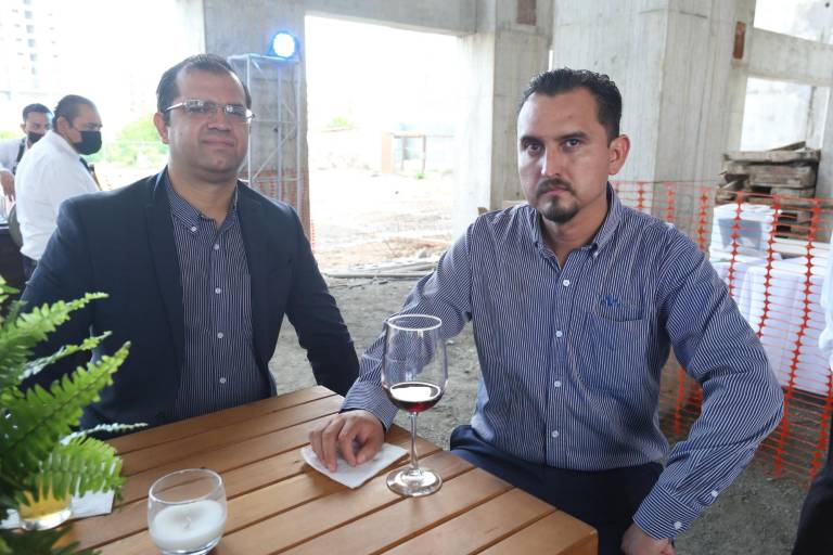 Colocan primera piedra de la segunda etapa de Punto Laguna en Mazatlán