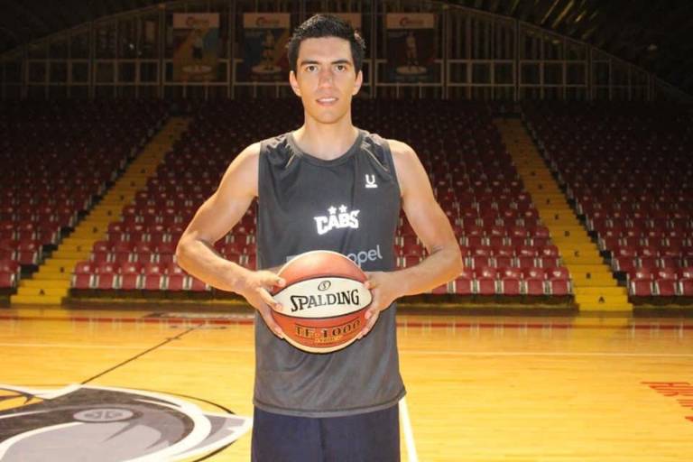 Caballeros de Culiacán anuncia el fichaje del culichi Miguel Pérez Sandi