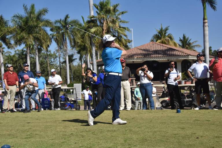 Compiten golfistas por el swing perfecto en primer Exatec Blue Open Golf Tour