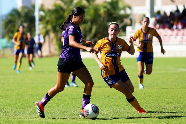 Cristina Montaño rescata empate para Mazatlán Femenil Sub 19 ante San Luis
