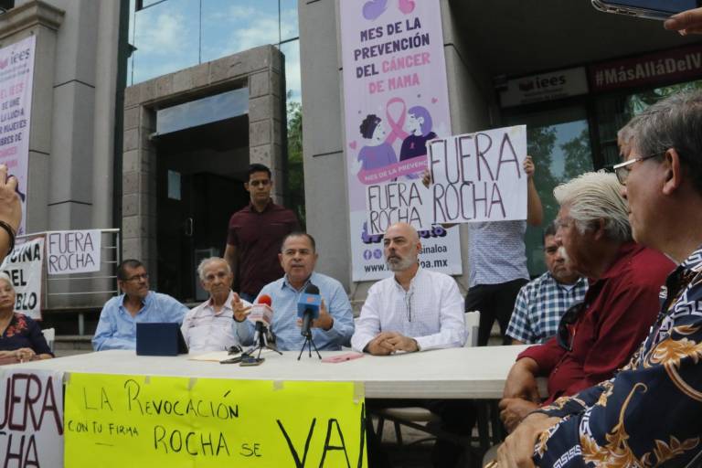 Piden al IEES celeridad para dar trámite a la revocación de mandato de Rocha Moya