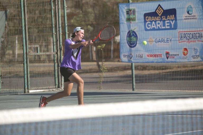 Grandes duelos se viven en el Torneo de Tenis Grand Slam Garley 2022