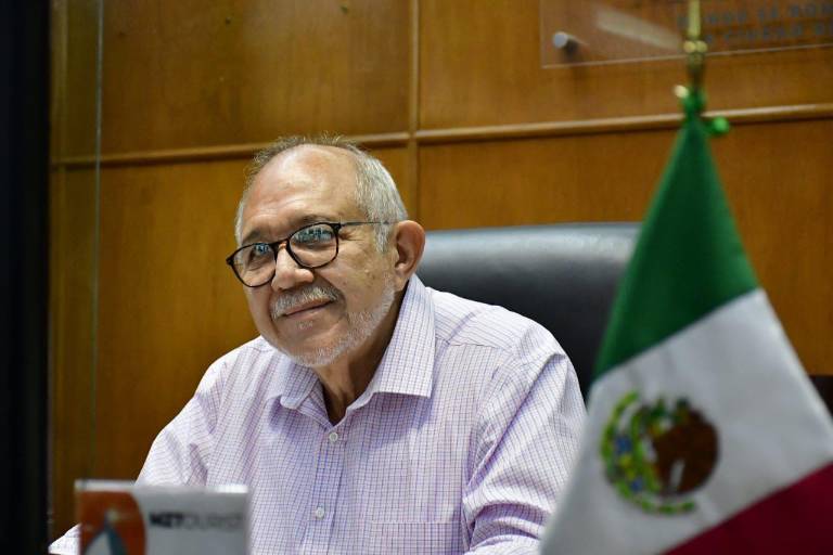 Se retrasa el trámite para vacunas donadas a Mazatlán, admite ‘El Químico’