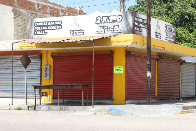 Negocios en Mazatlán, sin agua, se ven obligados a bajar las cortinas