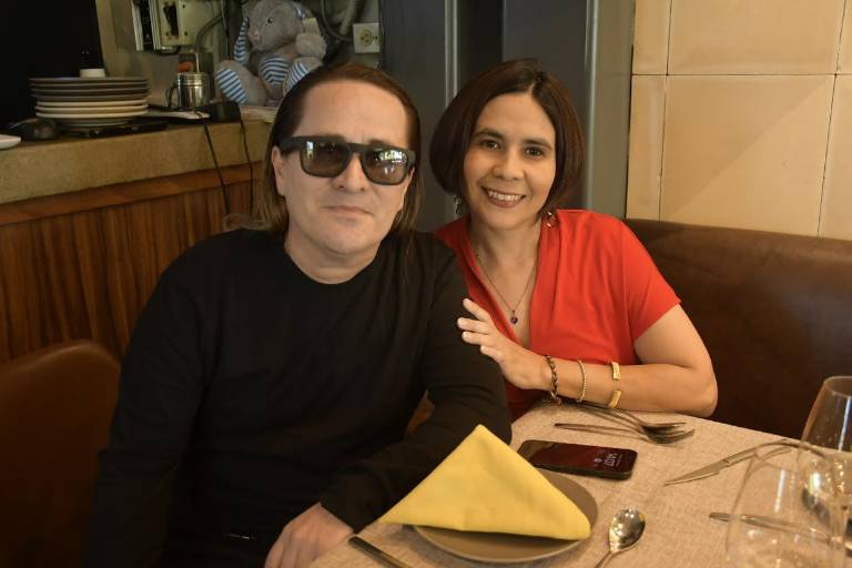 Disfrutan del rico sabor de España en el Villa Unión