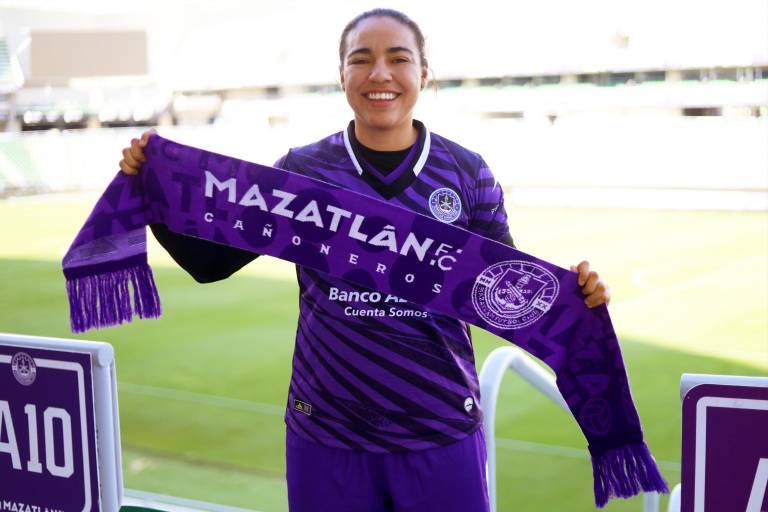 Gabriela Álvarez se convierte en Cañonera