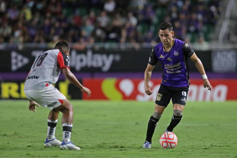 Era muy importante ganar como local: Gabriel Caballero