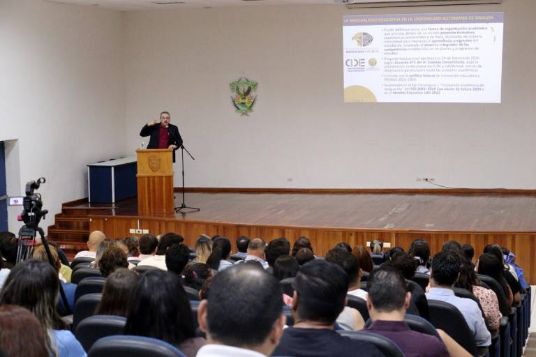 ¡Vanguardia educativa! Con más de 660 docentes capacitados, la UAS alista la implementación del proyecto Bimodalidad 50/50 para el ciclo 2026-2027