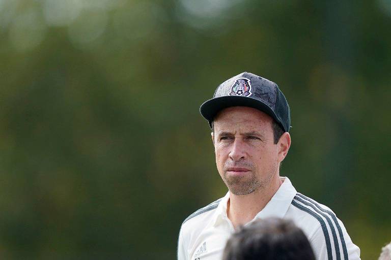 Salen Torrado, Hierro y Luis Pérez de Selecciones Nacionales
