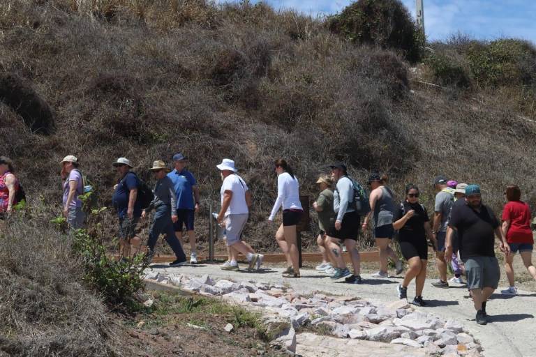 Continúan visitas al Faro Mazatlán, pese a clausura del mirador de cristal