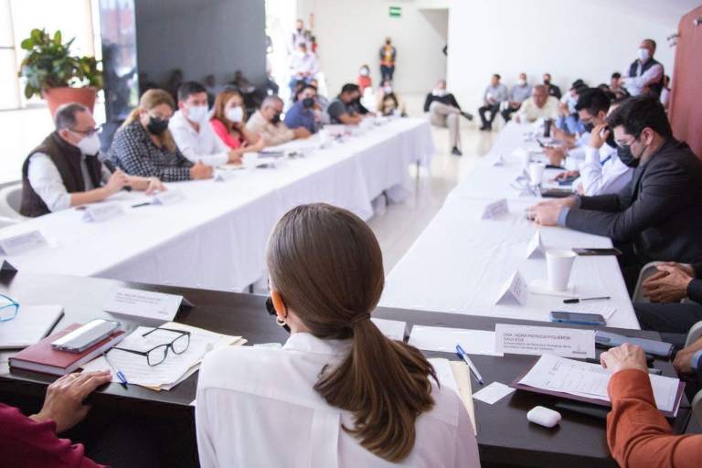 Intersecretarial ya está trabajando a favor de víctimas de desplazamiento forzado: Díaz Gurría